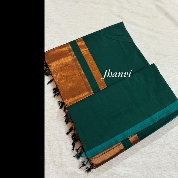 Jhanvi Pure Cotton Saree with Copper Zari Pallu and Contrast Border