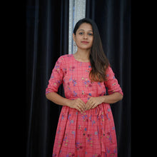 Bloom in Comfort: Elegant Maternity Wear - Kaithari Nesavu Sarees