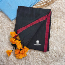 Order Charcoal-Black Mul Cotton Kaithari Nesavu Saree Online – Elegant Cotton Saree for Summer, now for just Rs.950.