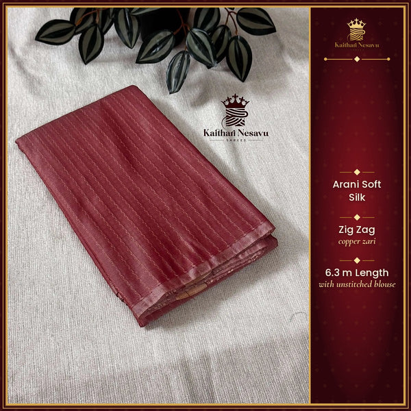 Navratri Special Zig Zag Arani Soft Silk Saree with Copper Zari – Kaithari Nesavu