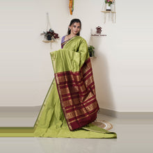 Madhavi Semi Handloom Saree : Gold and Cotton Perfection