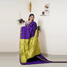 Madhavi Semi Handloom Saree : Gold and Cotton Perfection
