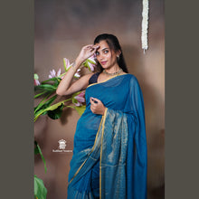 Pure Mul Cotton Half and Half Saree – Plain & Golden Stripe | Light Weight | No Blouse | Handloom Look