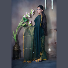 Pure Mul Cotton Half and Half Saree – Plain & Golden Stripe | Light Weight | No Blouse | Handloom Look