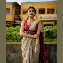 Madhavi Semi Handloom Saree : Gold and Cotton Perfection