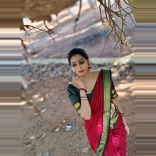 Timeless Tradition: Sundari Semi Handloom Gold Zari Cotton Saree