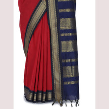 Timeless Tradition: Sundari Semi Handloom Gold Zari Cotton Saree