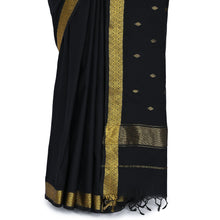 Nayanthara-Inspired Violet Colour Saree by Kaithari Nesavu – Handloom Elegance