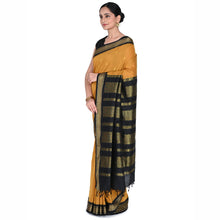 Timeless Tradition: Sundari Semi Handloom Gold Zari Cotton Saree