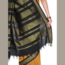 Timeless Tradition: Sundari Semi Handloom Gold Zari Cotton Saree