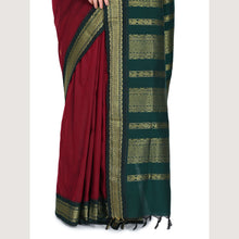 Timeless Tradition: Sundari Semi Handloom Gold Zari Cotton Saree