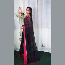 Mul Cotton Saree with Golden Lines – Festive Collection
